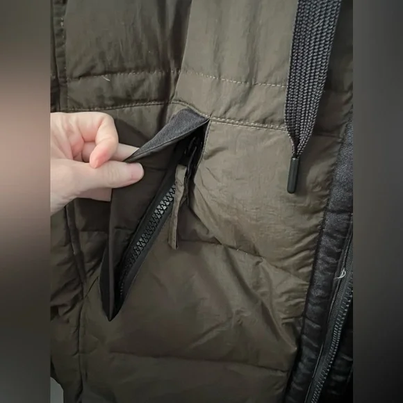 New Marc New York Holden Water Resistant Down
& Feather Fill Coat Size Large - Picture 10 of 10